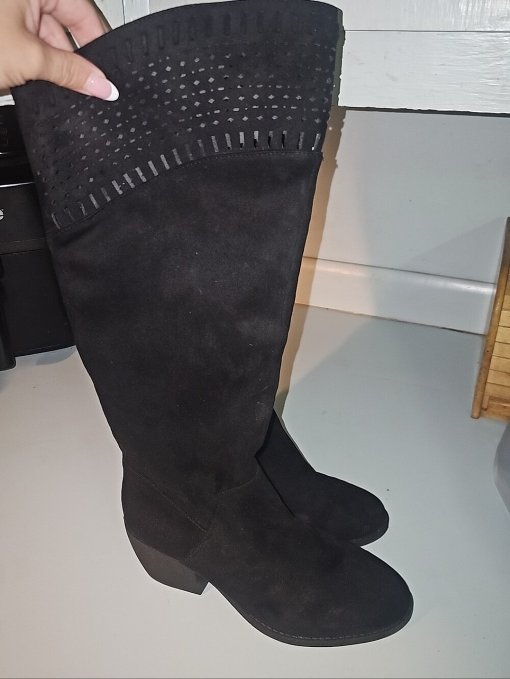 Classic Black Suede Knee-High Boots - Women Size 8